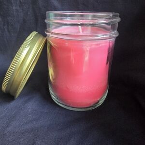 Hand Poured Luxurious 8 oz Soy Jar Candle in Unicorn Wishes Scent ✨️